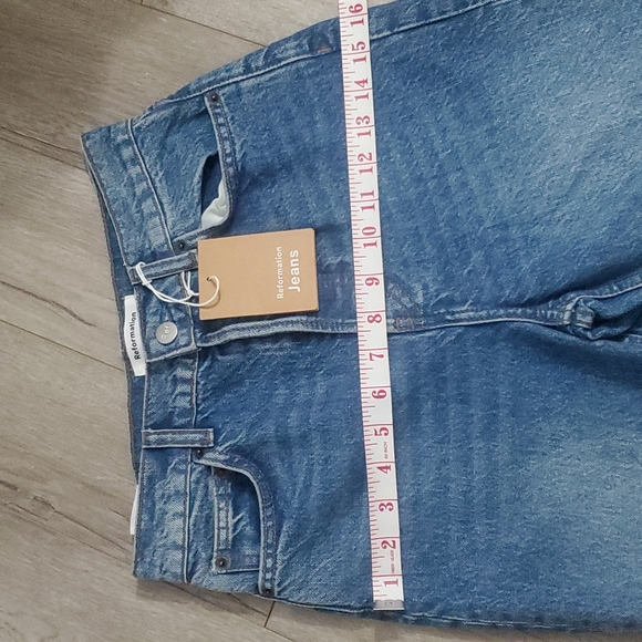 Reformation High Rise Jeans - Picture 10 of 10